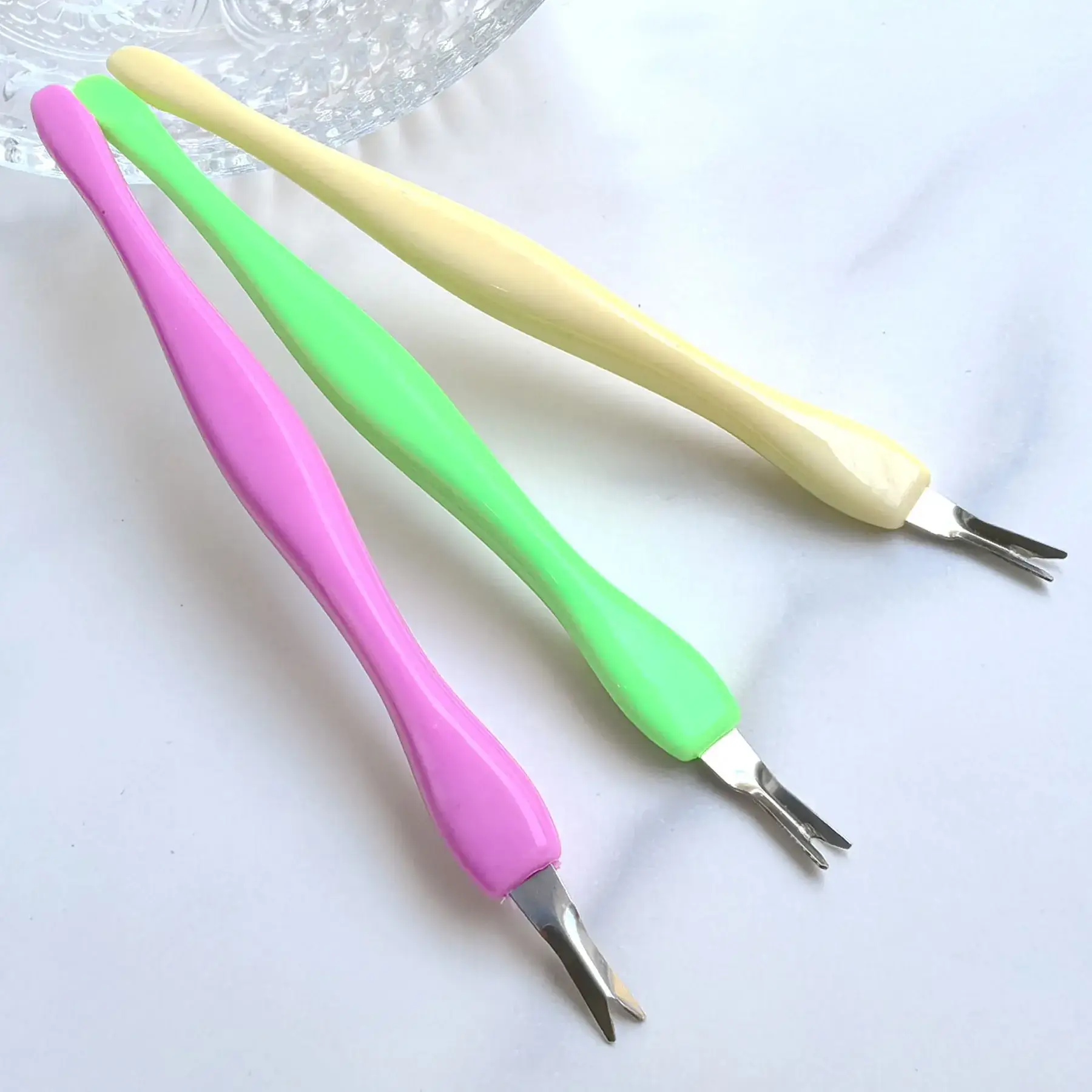 Nail Edge Exfoliating Tools Set Red 12 Pcs - Image 2