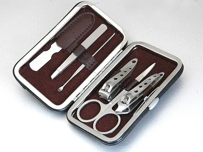 Stainless Steel 6-Piece Nail Clippers Set - Image 3