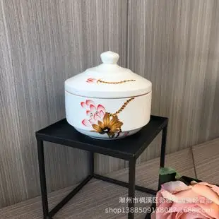 White Ceramic Ribbed Soup Bowl with Lid — feature 3