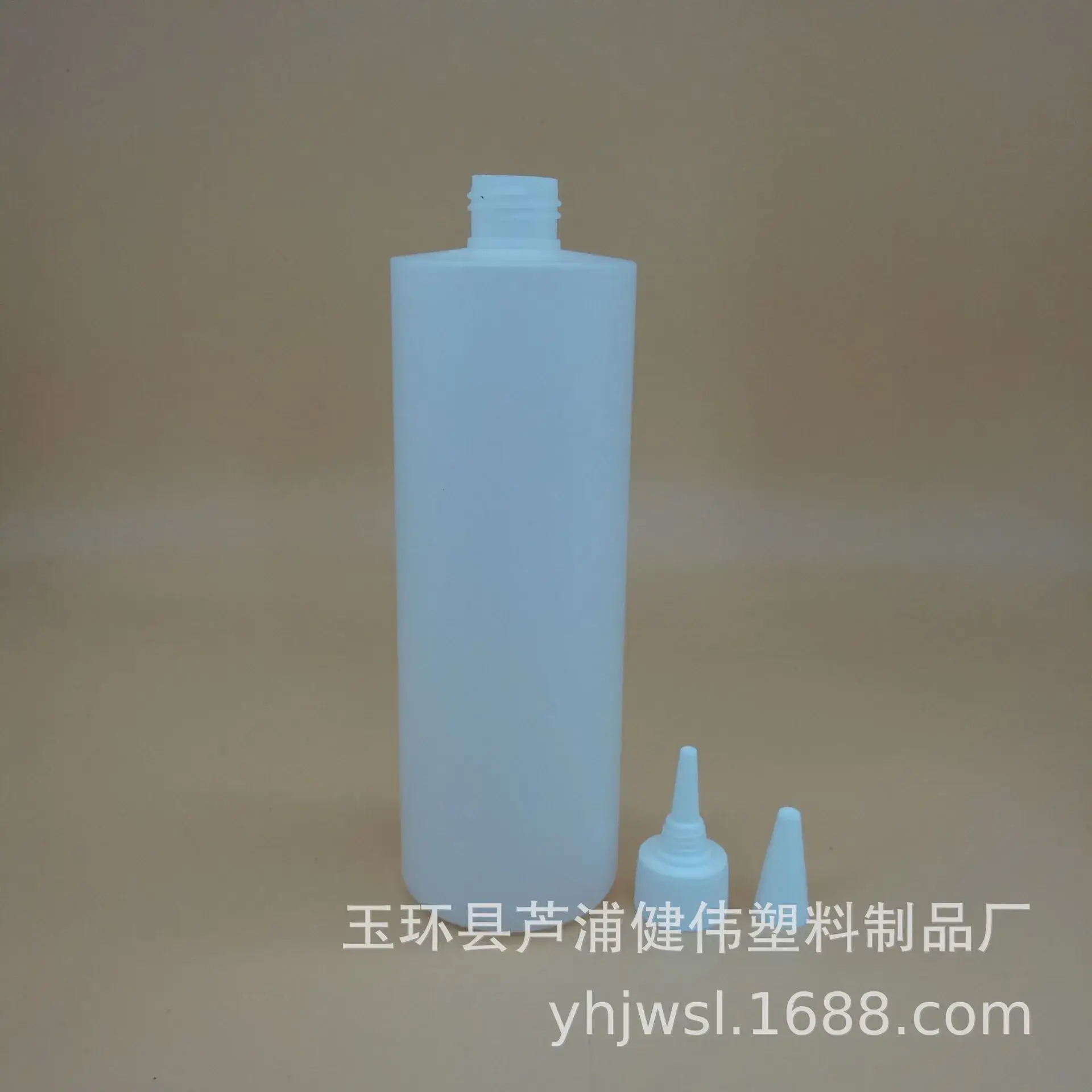 500ML HDPE Hair Cap Bottle with Pointed Mouth - Image 3