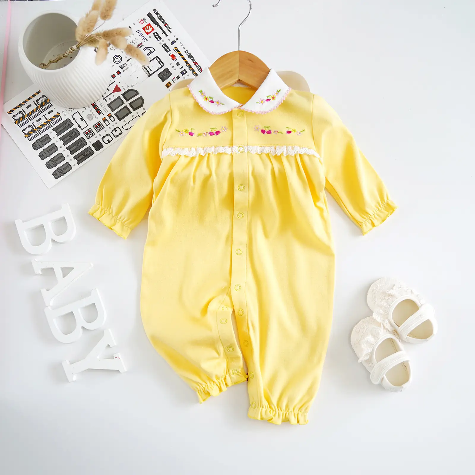 Fang Ying 2023 Baby Suit Cream Strawberry Print 3-12M - Image 22