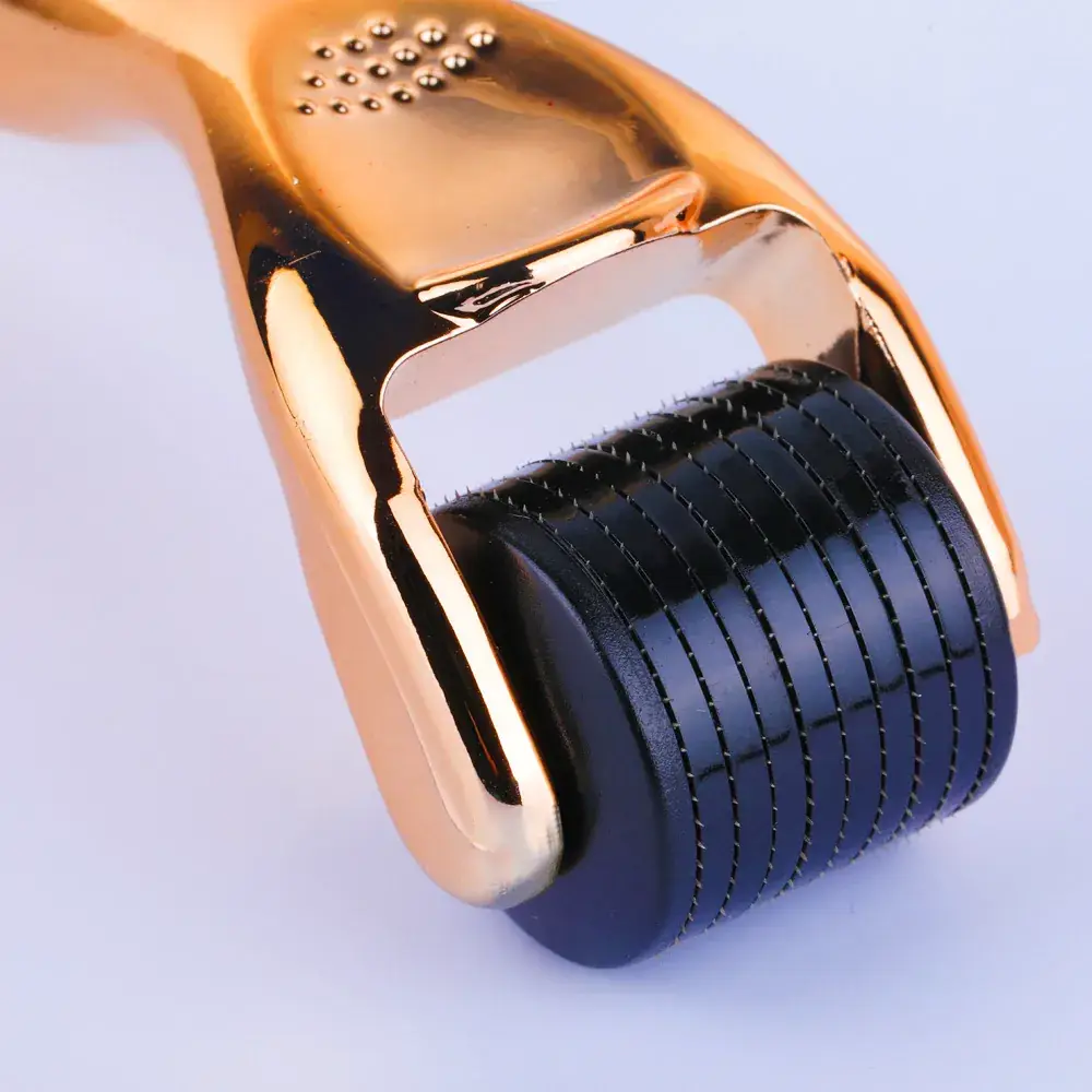 Golden Microneedle Facial Roller for Skin Revitalization - Image 4