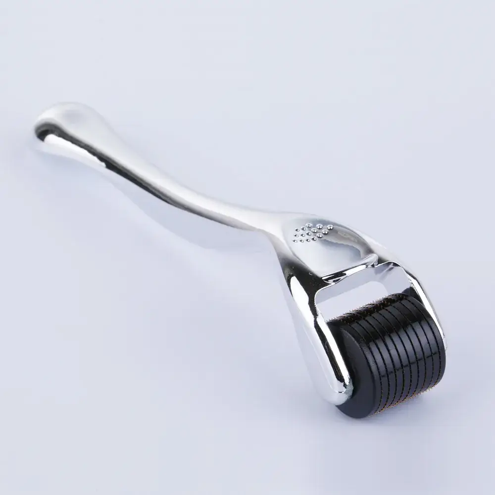 Golden Microneedle Facial Roller for Skin Revitalization - Image 2