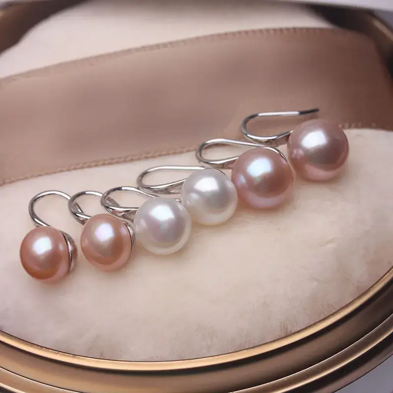Freshwater Pearl Earrings with High Heel Hook Design - Image 4
