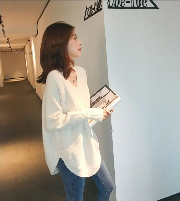 Women's Knitted V-Neck Pullover Sweater Winter Wear — feature 9