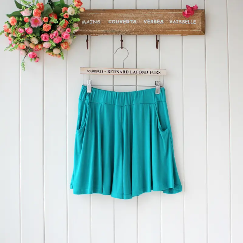 New Modal Plus Size Loose Leggings with Pockets Casual Beach Shorts — feature 38
