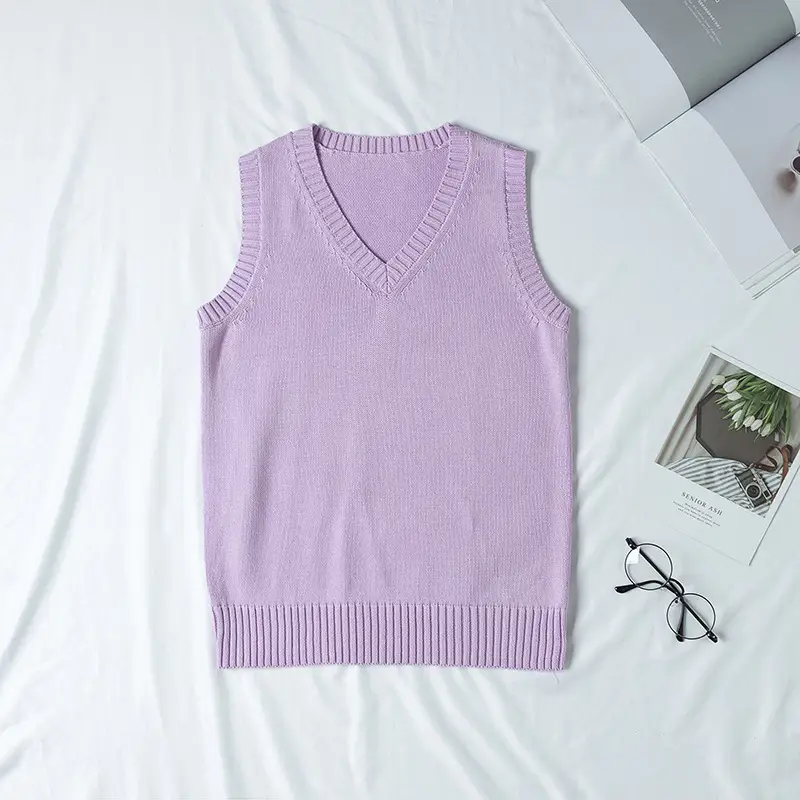Black V-Neck Knitted Vest for Men Winter — feature 12