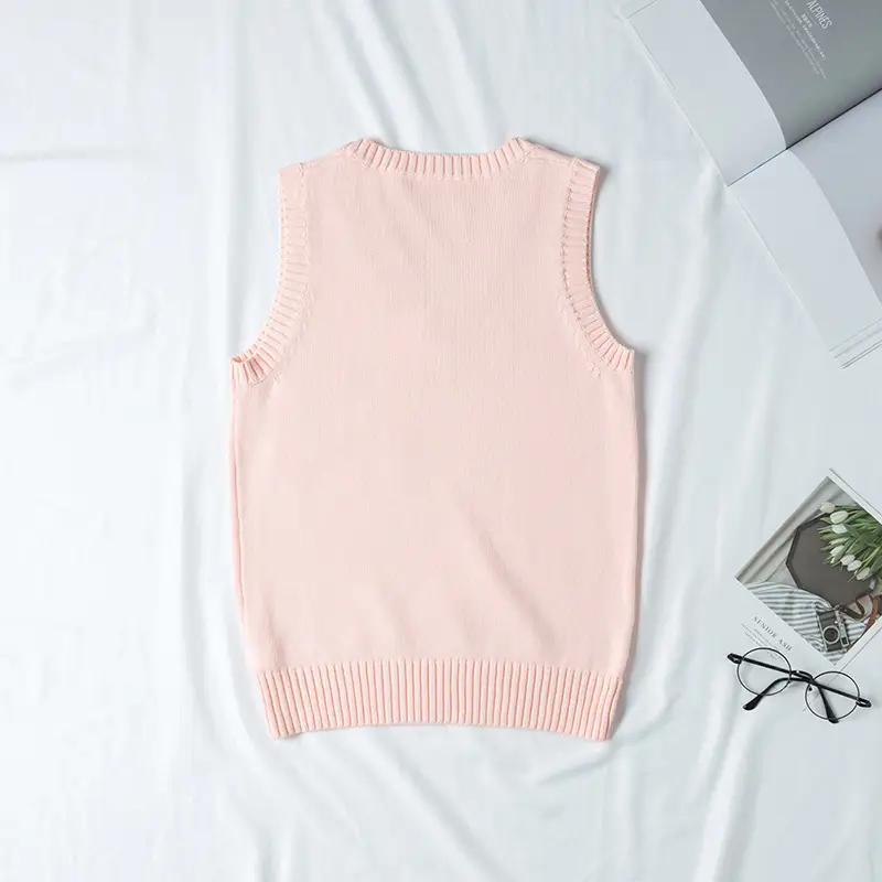Black V-Neck Knitted Vest for Men Winter — feature 29