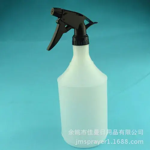 960ml Glass Spray Bottle for Household Cleaning - Image 3