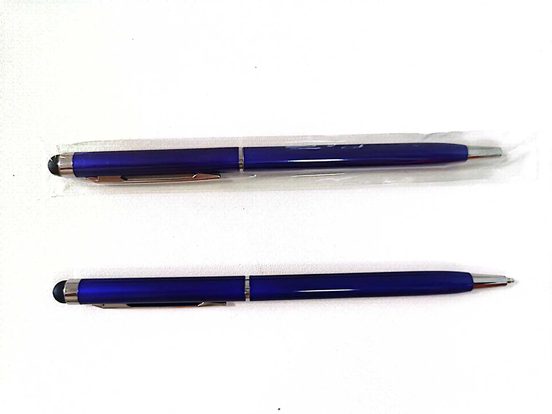 Dual Purpose Stylus Pen Black White Touch Screen — feature 23