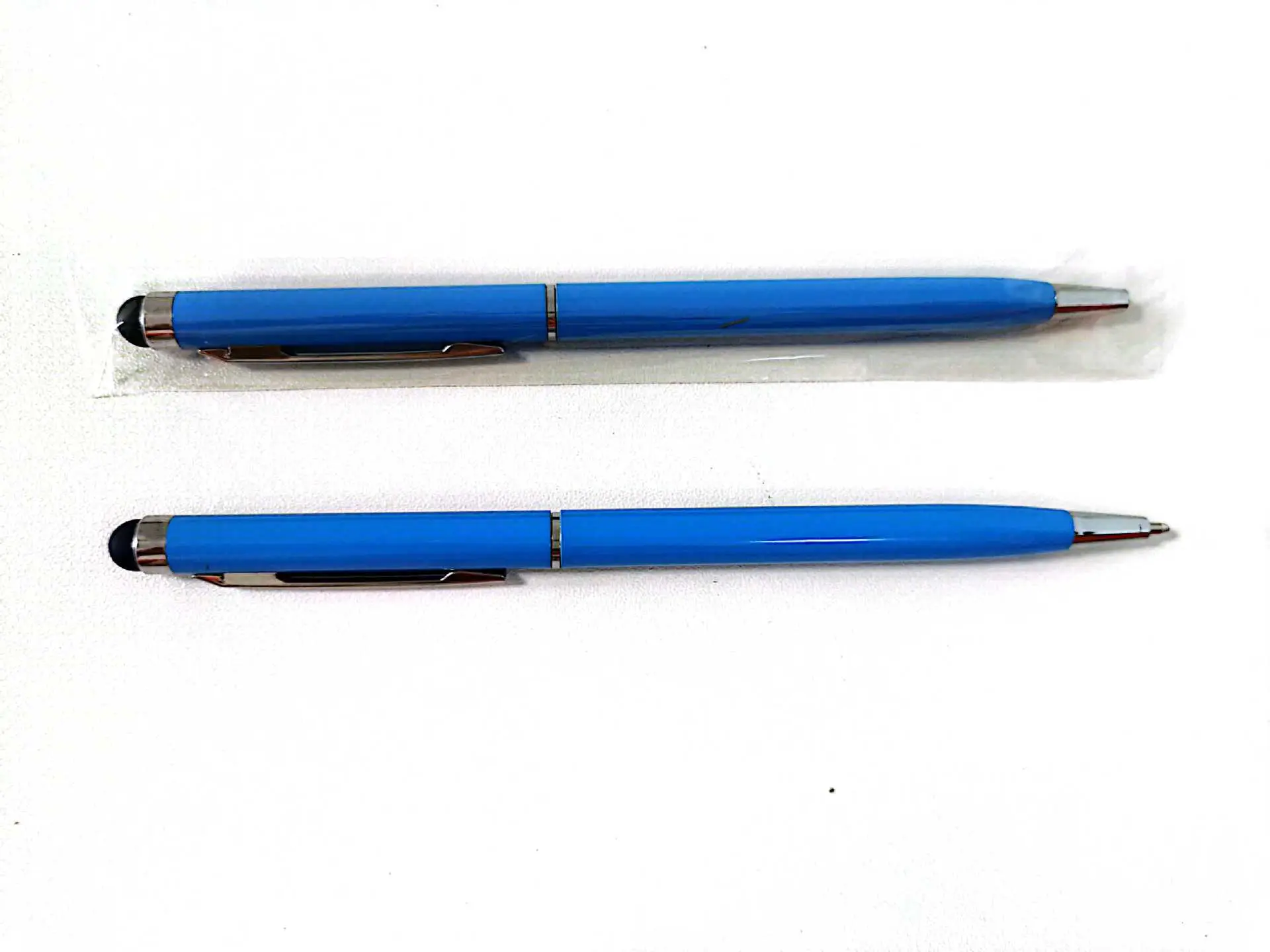Dual Purpose Stylus Pen Black White Touch Screen — feature 24