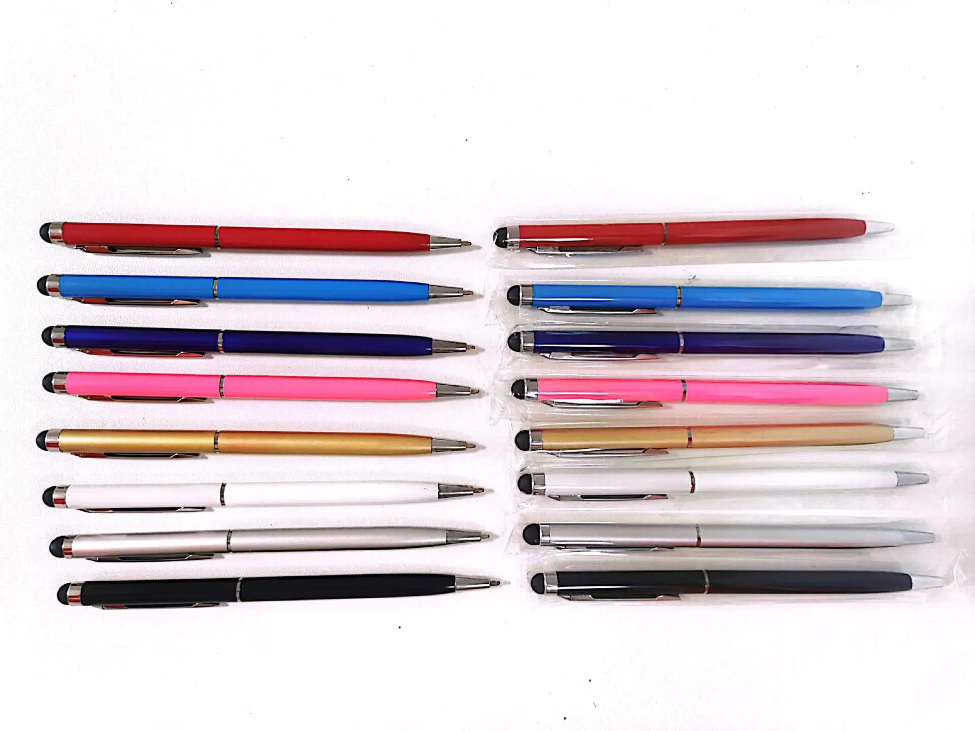 Dual Purpose Stylus Pen Black White Touch Screen — feature 32