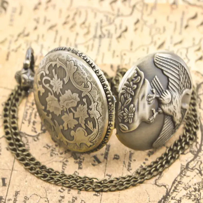 European American Retro Bronze Pocket Watch Necklace with Chain — feature 15