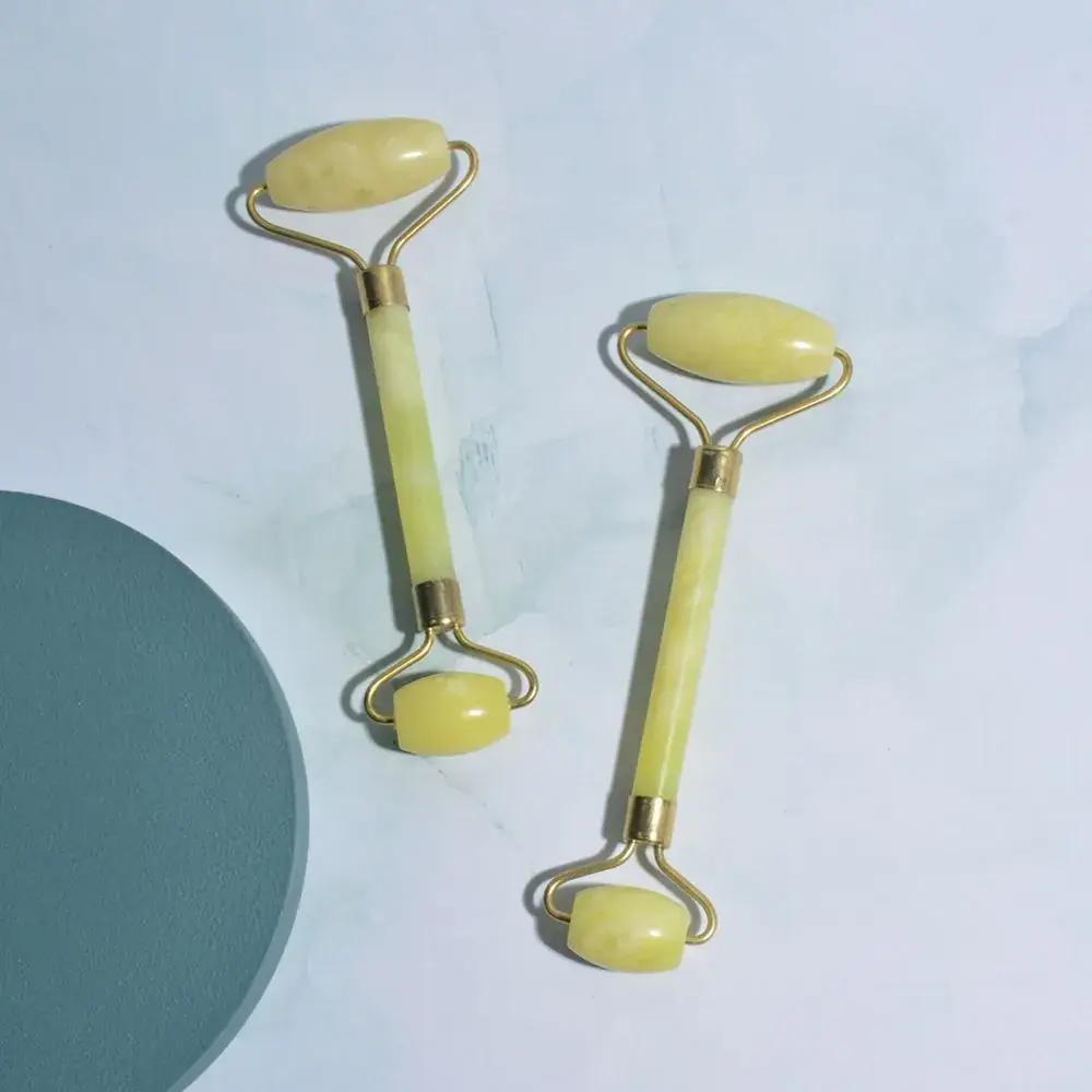 Self-Operated Jade Facial Roller for Skin Relaxation - Image 3