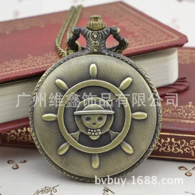 Retro Pirate Pocket Watch with Large Dial for Men Women — feature 9