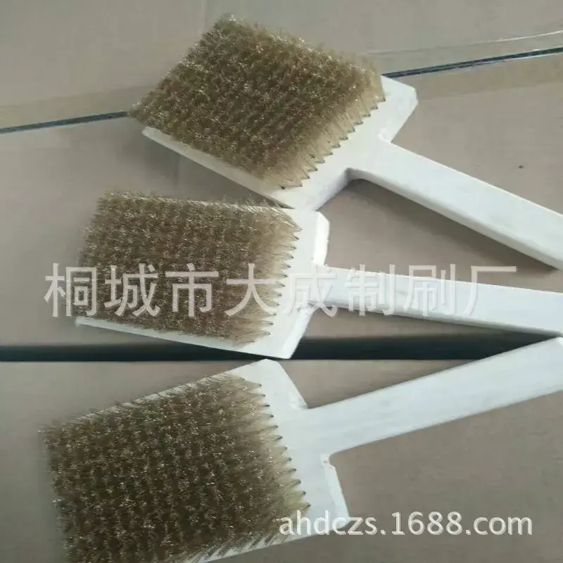 Copper Brush Set with Wooden Handles for Cleaning