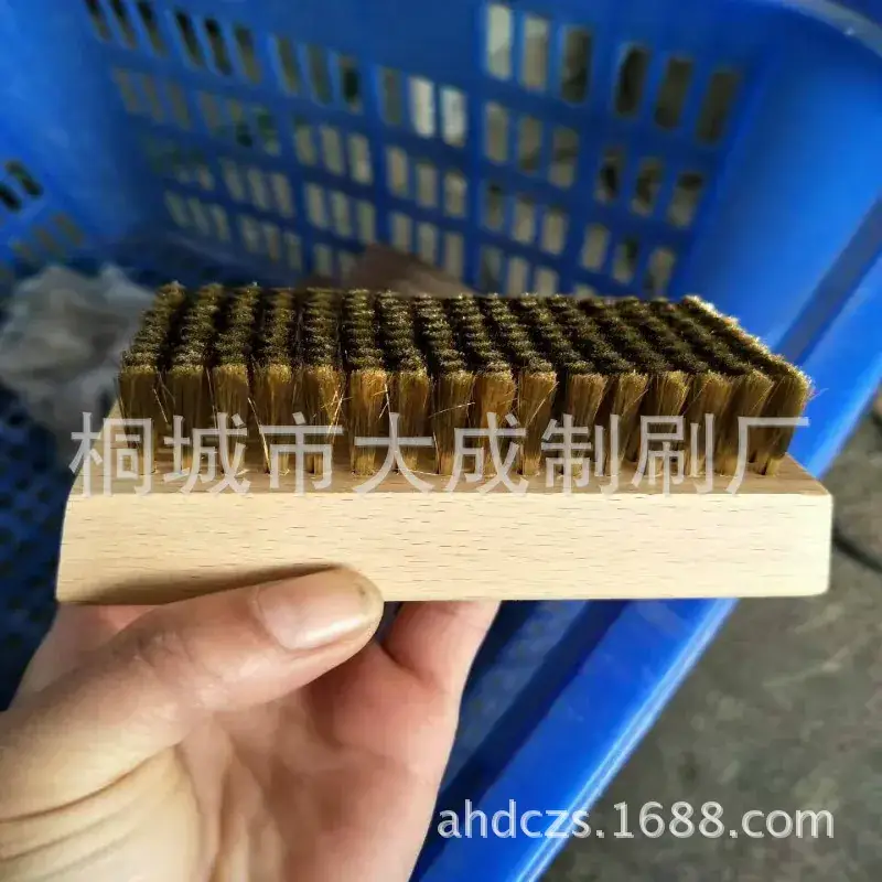 Copper Brush Set with Wooden Handles for Cleaning