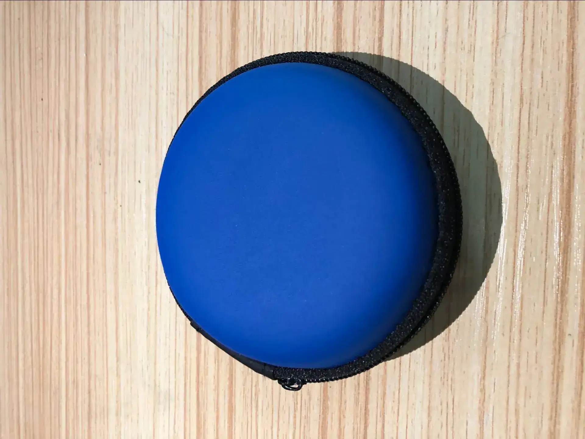 Blue Digital Storage Bag for Headphone Cables - Image 7