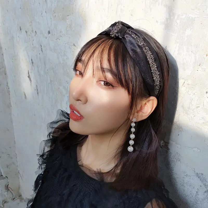Black Diamond Strip Hairband for Women Wide Edge Tie Bow - Image 6