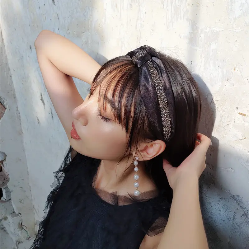 Black Diamond Strip Hairband for Women Wide Edge Tie Bow - Image 7