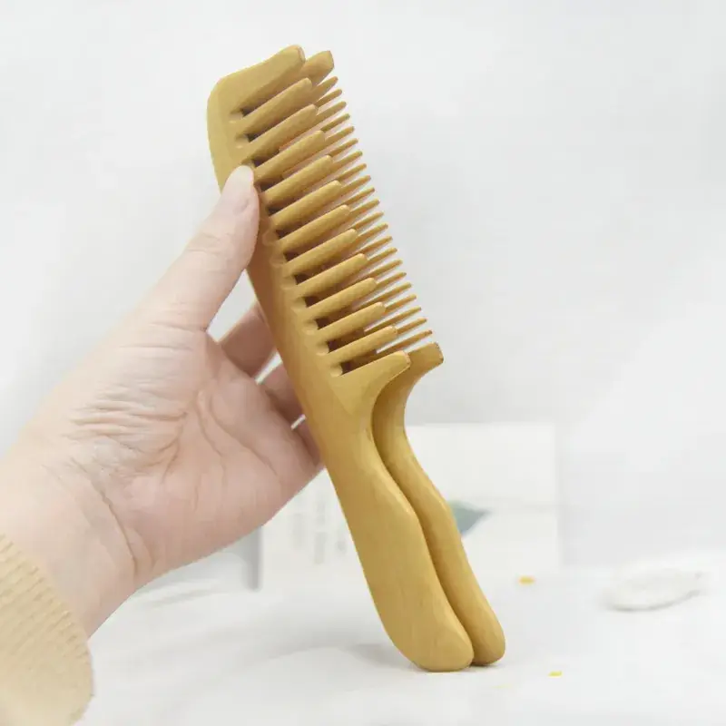 New Boxwood Thick Handle Massage Comb Wholesale - Image 9