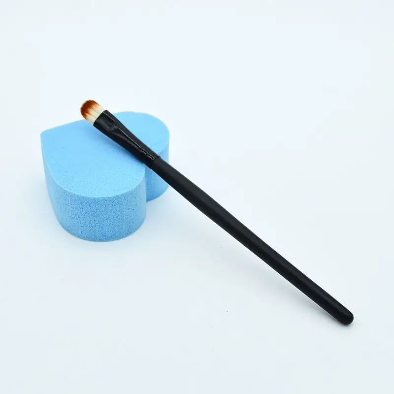 Meinaiqi Wooden Eye Shadow Brush for Beginners - Image 4