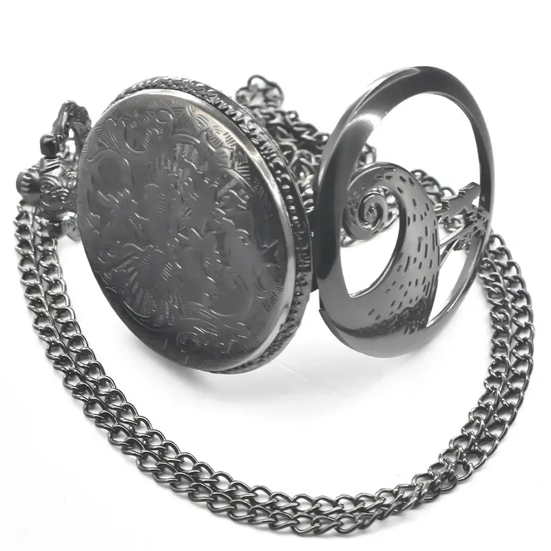Foreign Personality Hollow Large Quartz Watch with Pocket Watch Design — feature 7