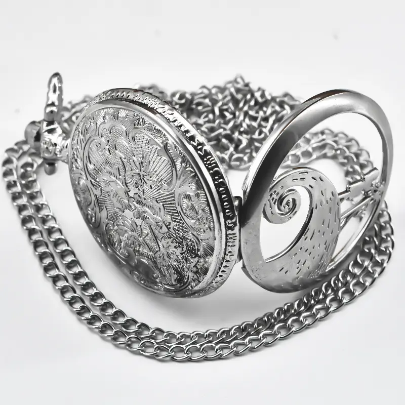 Foreign Personality Hollow Large Quartz Watch with Pocket Watch Design — feature 9