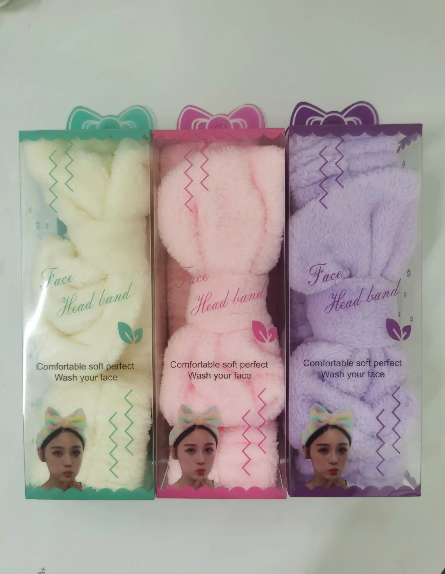 Plush Bow Headband for Makeup & Storage — feature 5
