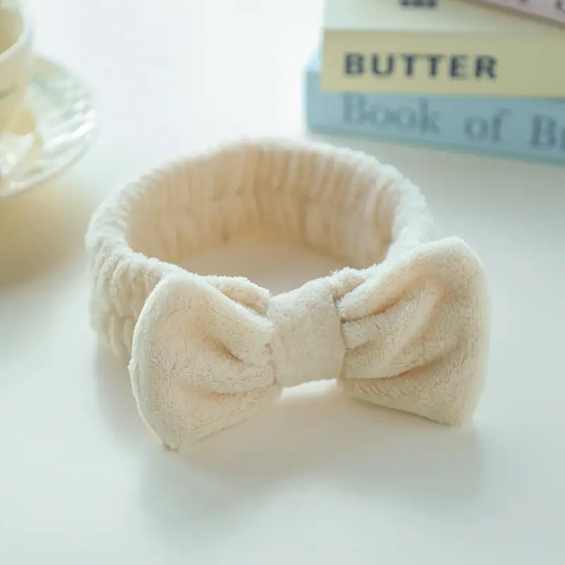 Plush Bow Headband for Makeup & Storage — feature 7