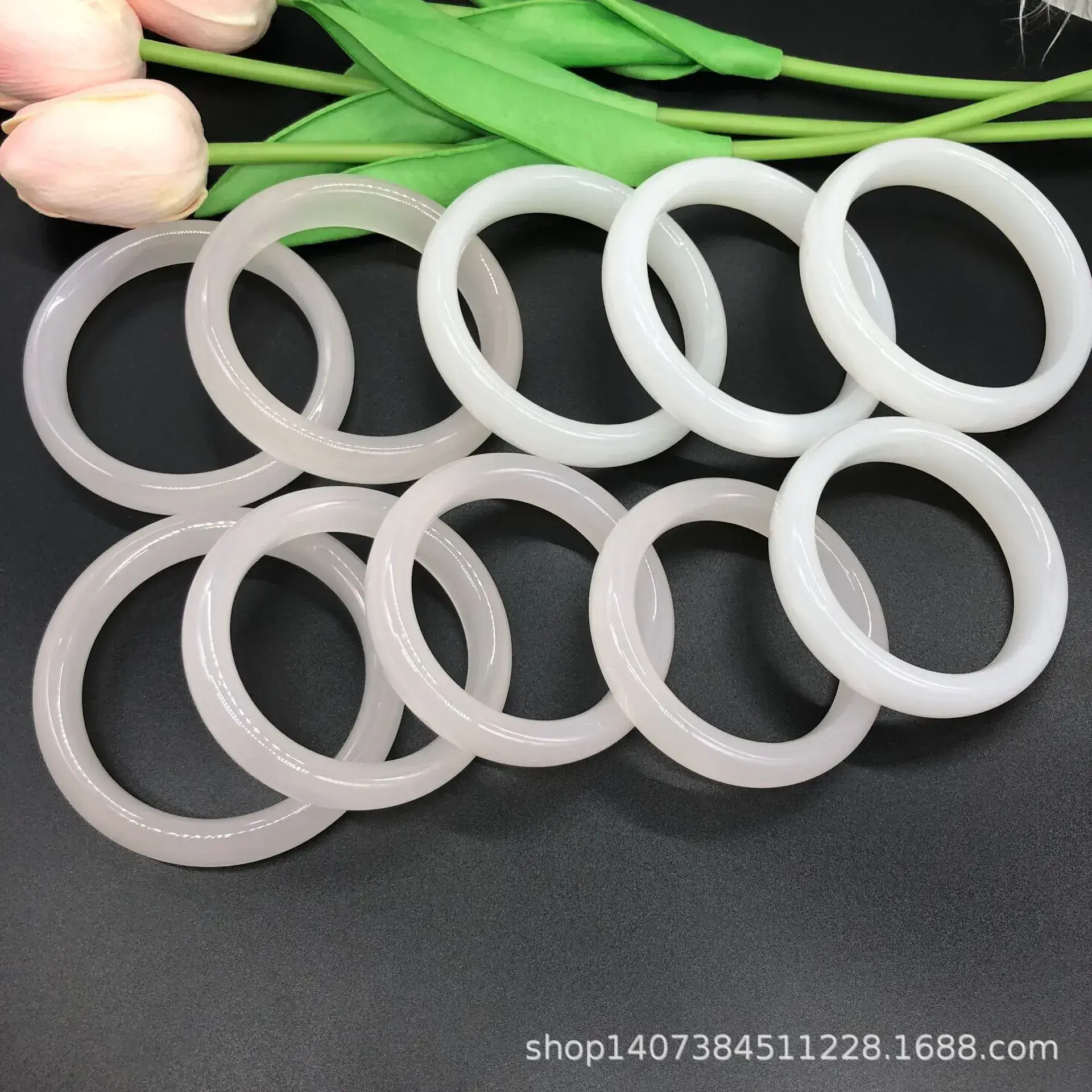 White Jade Bangle for Women Yunfu Afghanistan Simple Personalized - Image 3