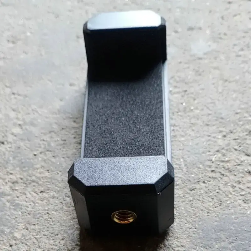 Mobile Phone AR Game Gun Clip Double Hole Wholesale - Image 4