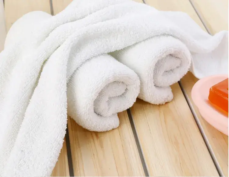 White 21-Strand Towel High-End Hotel Use - Image 2