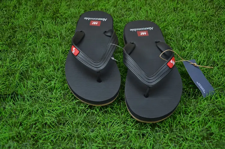 Xiaobei Deer Men Green Flip Flops Lightweight Summer