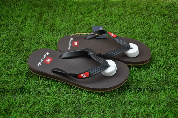 Xiaobei Deer Men Green Flip Flops Lightweight Summer