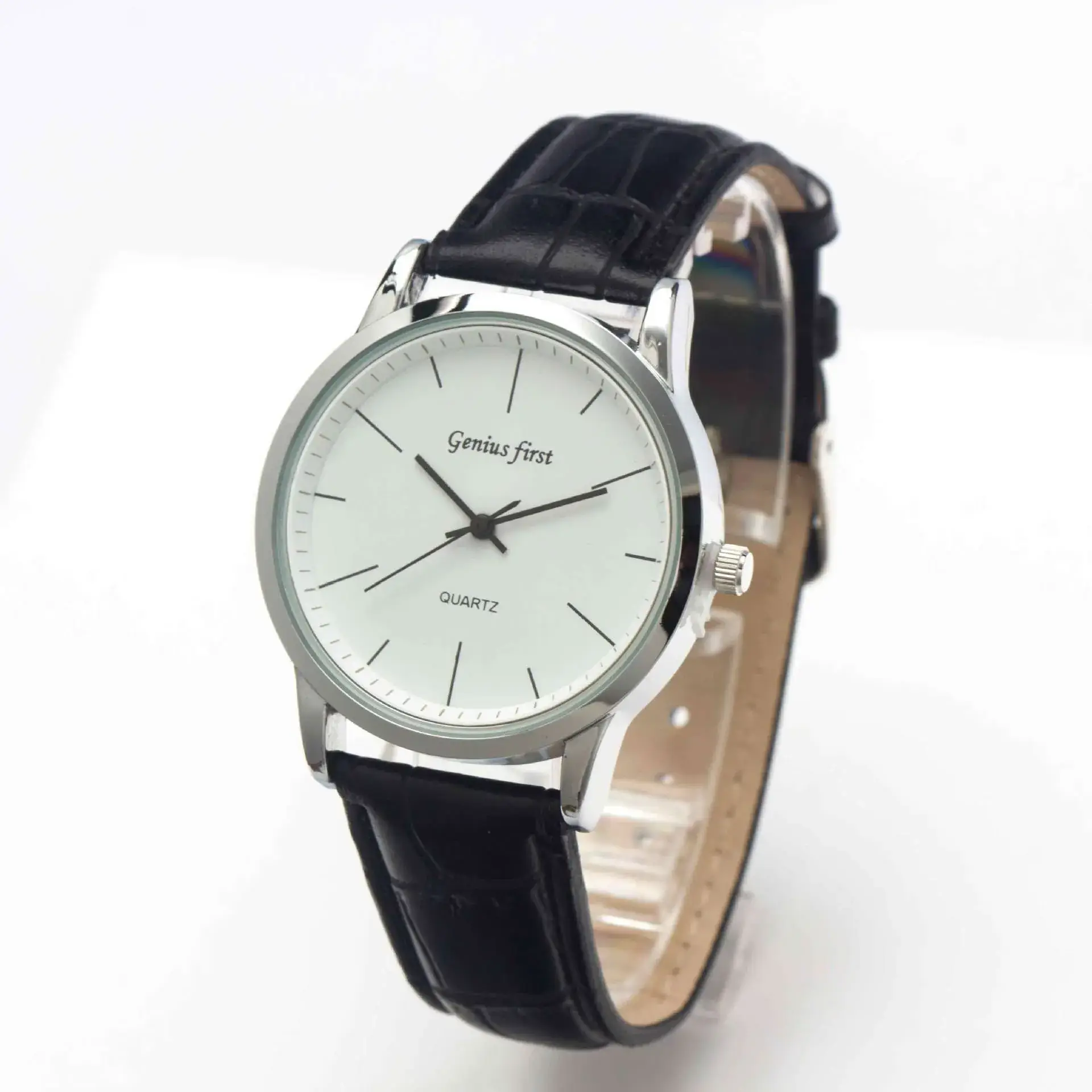 Cross-Border Alloy Couple Watches with Leather Straps - Image 2