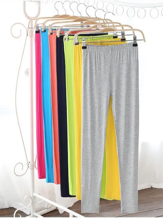Women's Black Elastic Leggings Summer Wear - Image 4