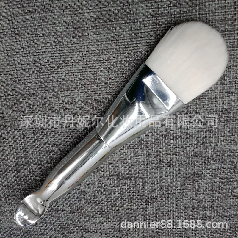 Double Head Makeup Brush with Digging Spoon Mask Brush - Image 4