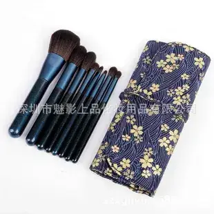 Makeup Brush Single Double Head with Scoop Tongue Foundation Brush — feature 2