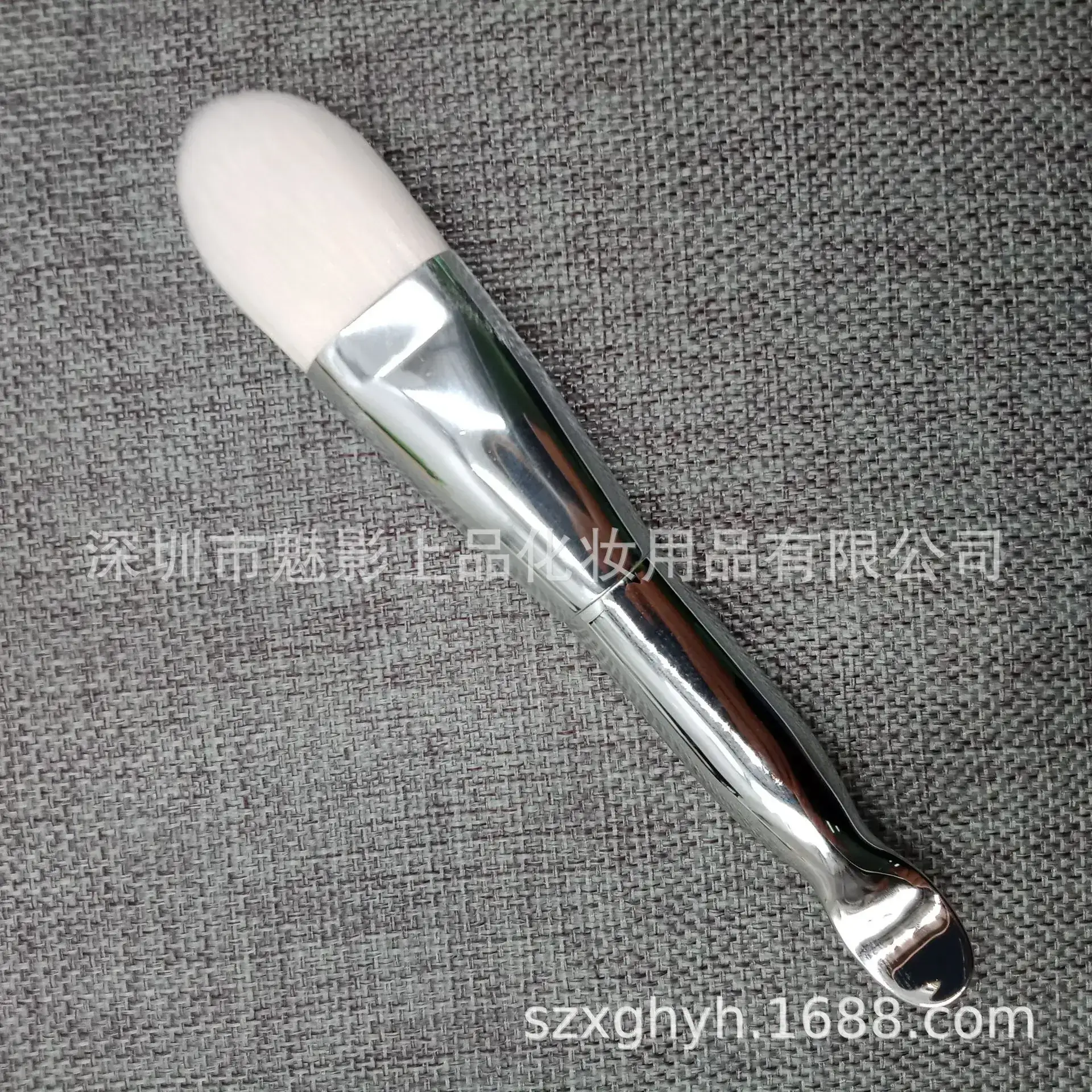 Makeup Brush Single Double Head with Scoop Tongue Foundation Brush