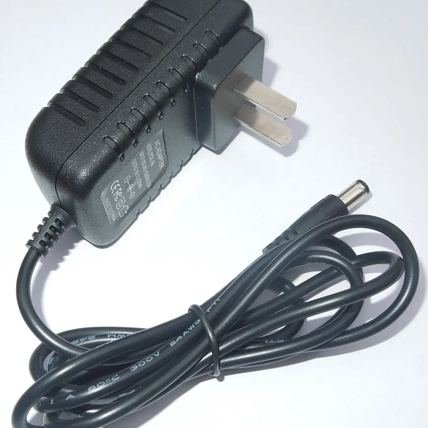 DC9V 1.5A Power Adapter with 2 Flat Feet