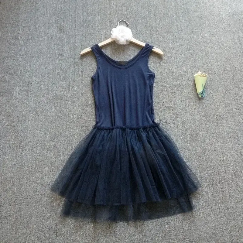 Grey Mesh Slip Skirt with Lace Trimmer - Image 10