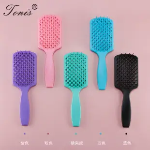 Nylon Hair Brush with Curved Bristles Black — feature 3