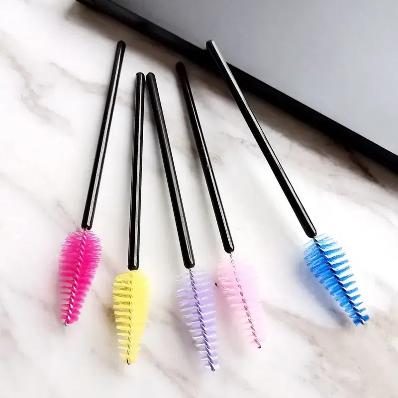 Disposable Eyelash Brush Yellow Spiral Brush - Image 7