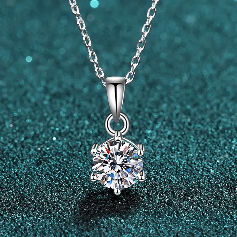 Korean Classic Zircon Pendant Necklace with 6 Claws - Image 2