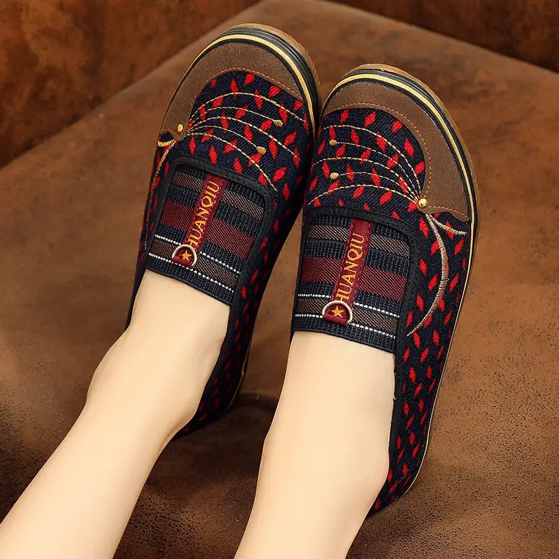 Women's 2025 Slip-on Flat Shoes with Embroidered Design - Image 5