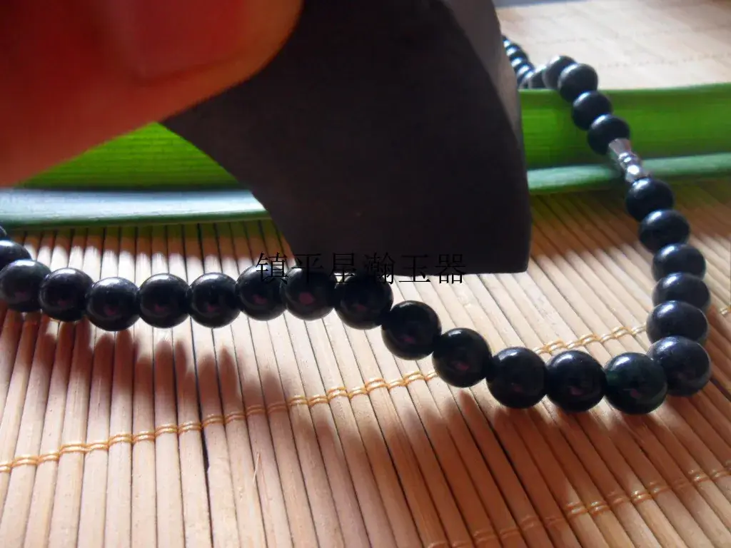 Natural Black Green Jade Necklace Wholesale - Image 3