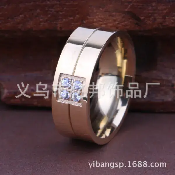 18K Gold Men's Ring with 4 Diamond Inlay