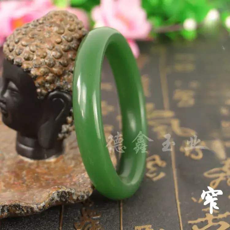 White Jade Bracelet for Men Women 10 Yuan — feature 13