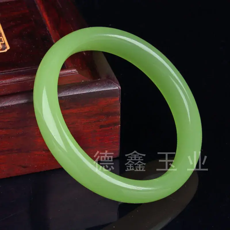 White Jade Bracelet for Men Women 10 Yuan — feature 25